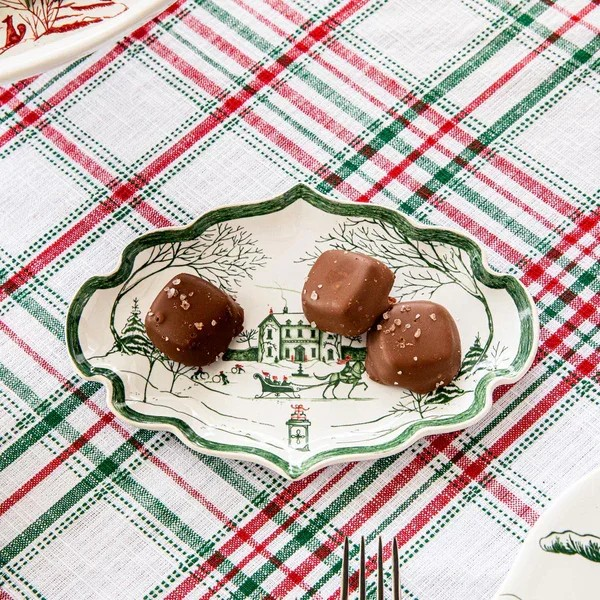 Country Estate Winter Frolic Gift Tray