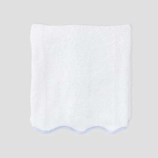 Scalloped Bath Towel