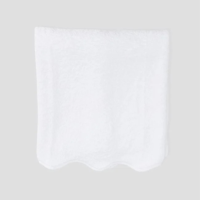 Scalloped Bath Towel